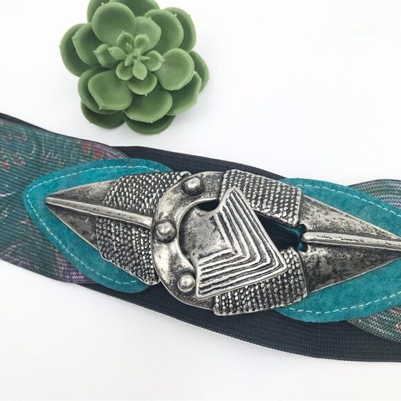 Vintage 80’s Silvertone Metal Arrow Buckle Belt - Picture 4 of 12